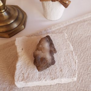 Pedra do Útero (Calcedónia Nodular)