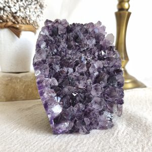 Drusa de Ametista do Uruguai - 1376g